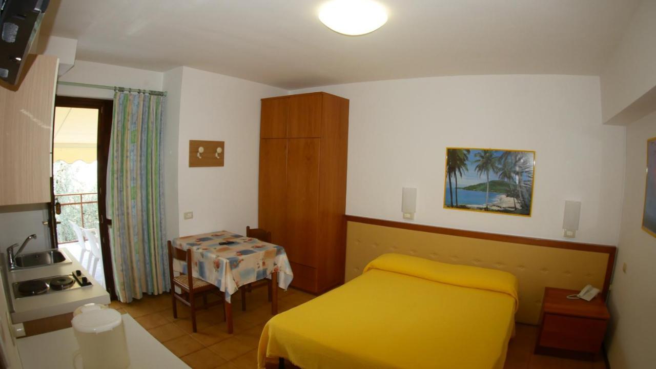 Residence Casa Maria Assenza di Brenzone Eksteriør bilde