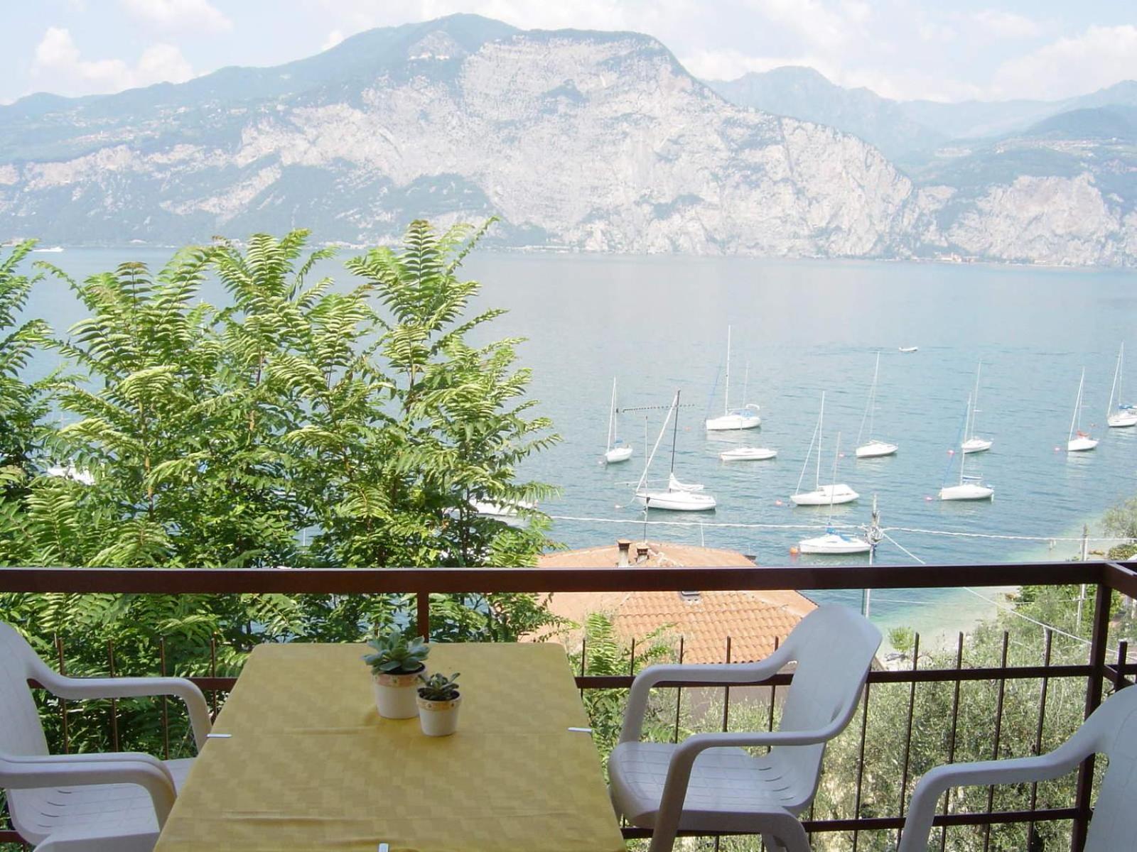 Residence Casa Maria Assenza di Brenzone Eksteriør bilde