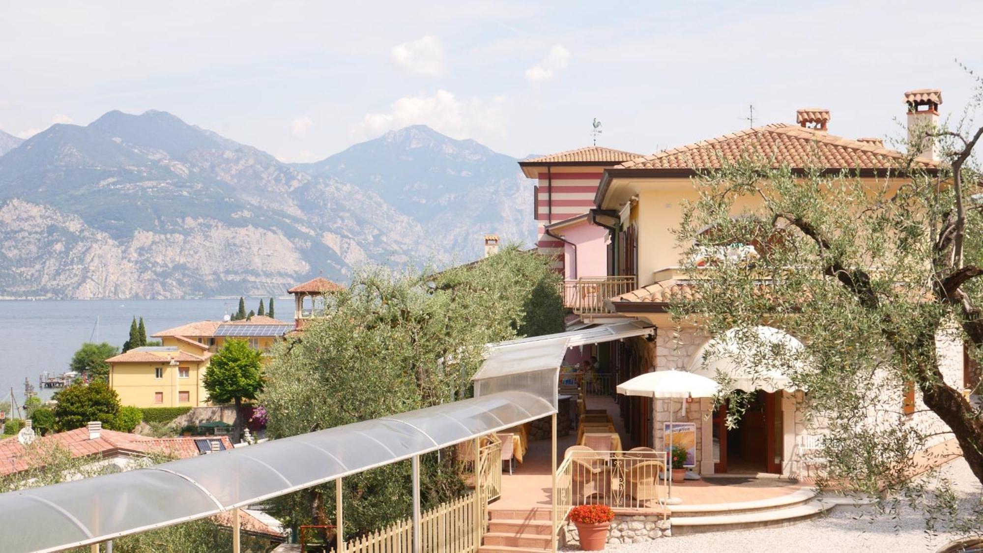 Residence Casa Maria Assenza di Brenzone Eksteriør bilde
