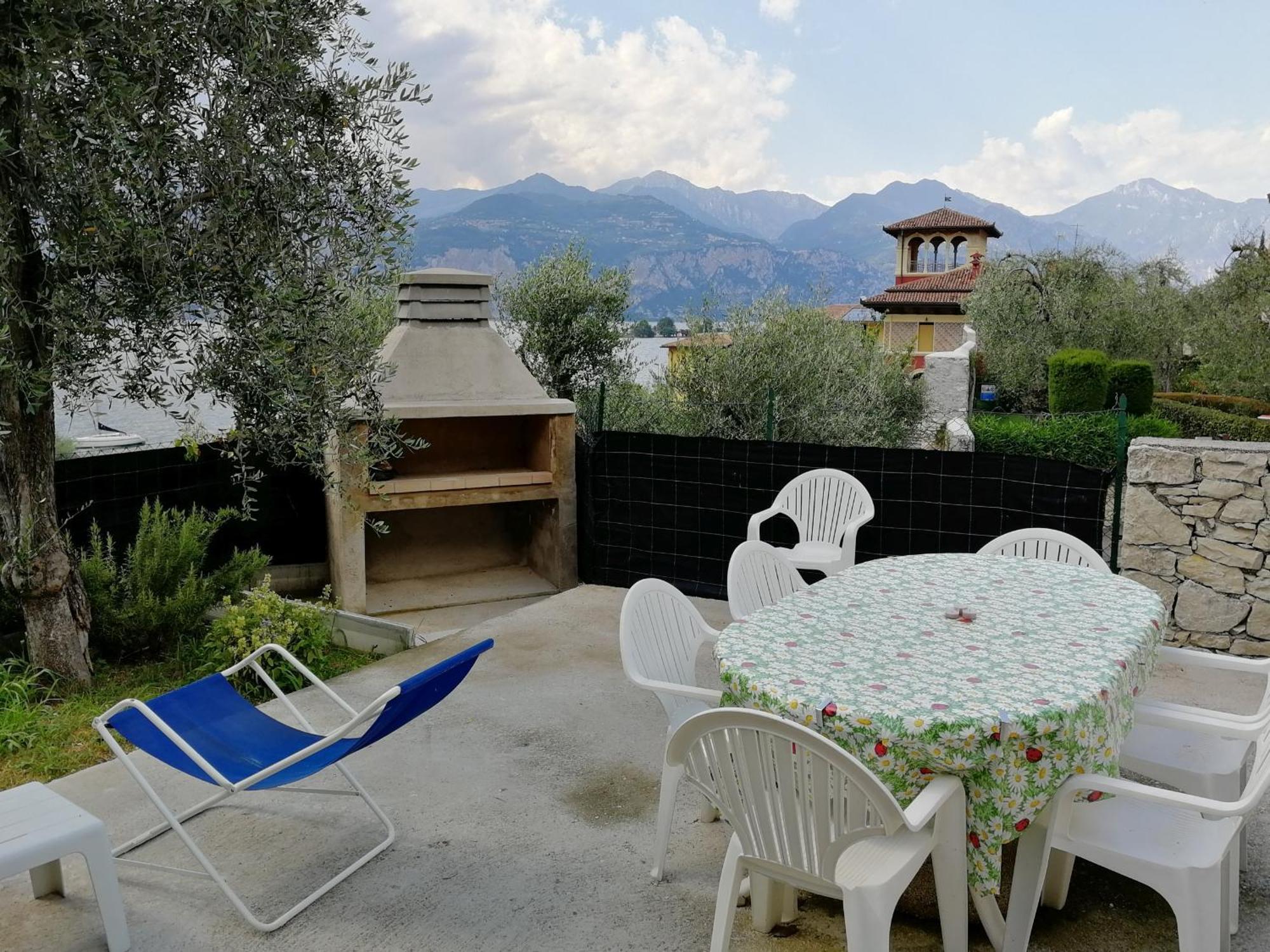 Residence Casa Maria Assenza di Brenzone Eksteriør bilde